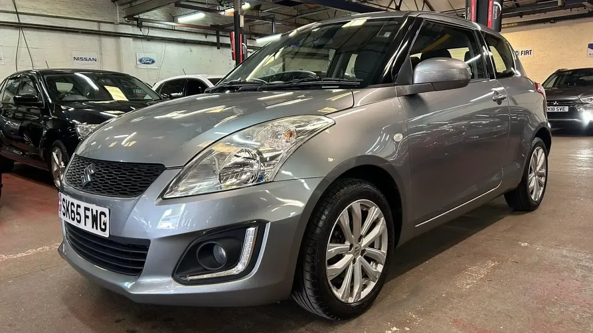 Begagnad Suzuki Swift SZ3 2015 Grå Halvkombi