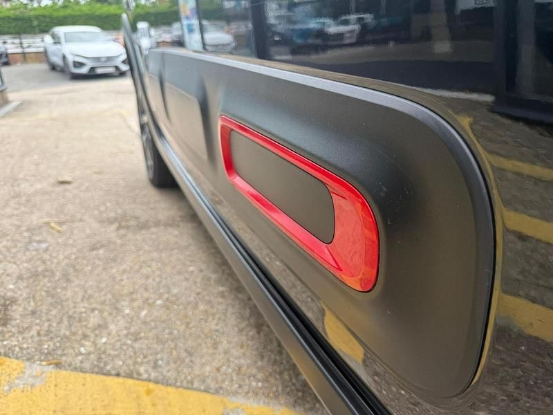 Black Used 2021 Citroën C3 PureTech Hatchback | £7,450 (Fair price) - Image 1/4