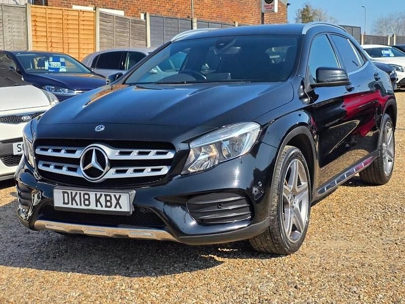 Used Mercedes GLA200 Executive 136 HP (100 kW) 2018 Black SUV