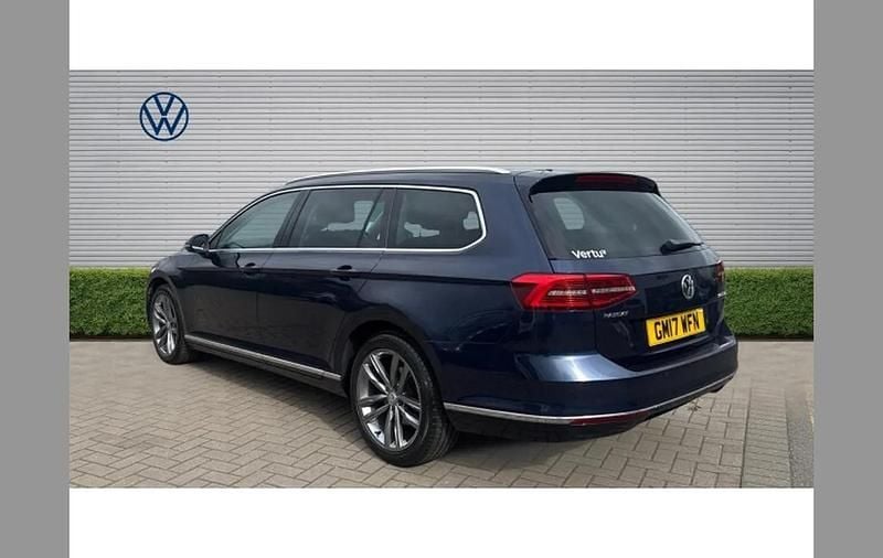 Used VW Passat GT 150 HP (110 kW) 2017 Blue Estate