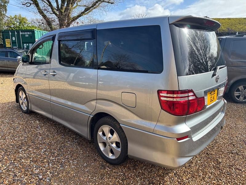 Used Toyota Alphard 159 HP (116 kW) 2006 Silver MPV