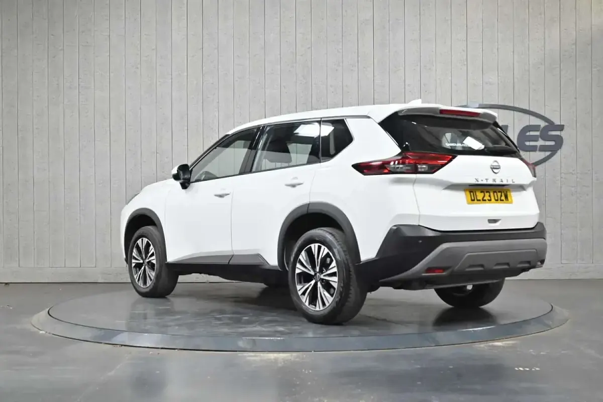 Used Nissan X-Trail Acenta Premium 163 HP (119 kW) 2023 White SUV
