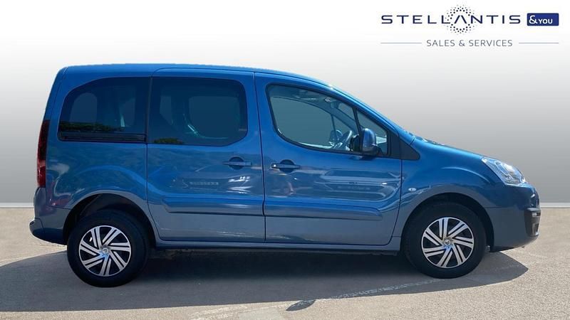 Blue Used 2019 Citroën Berlingo Feel MPV | £8,510 (Super price) - Image 1/4