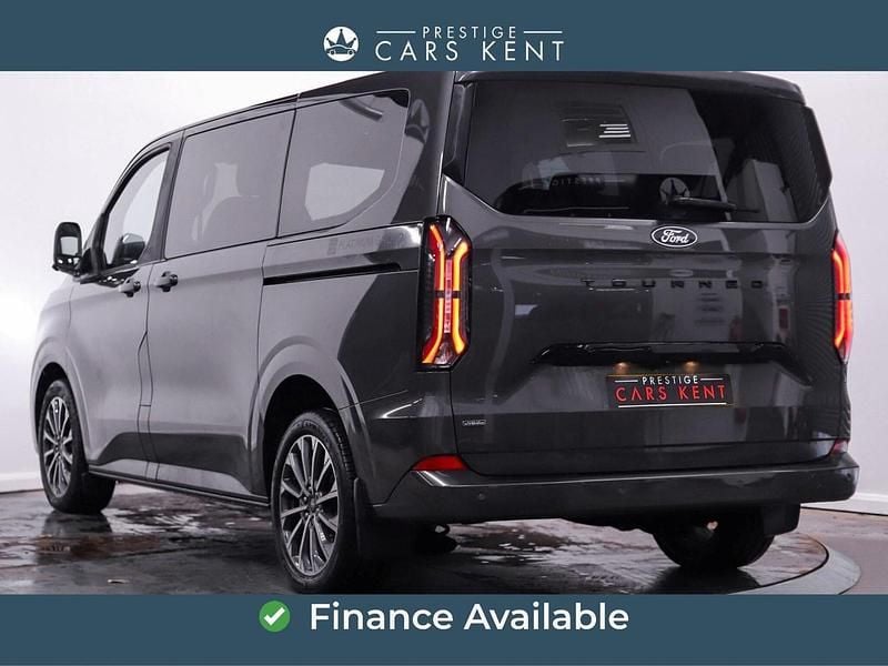 Used Ford Tourneo Titanium X 232 HP (170 kW) 2025 Grey MPV