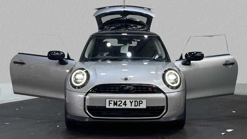 Silver Used 2024 Mini Cooper S Hatch Hatchback | £23,120 (Good price) - Image 1/4