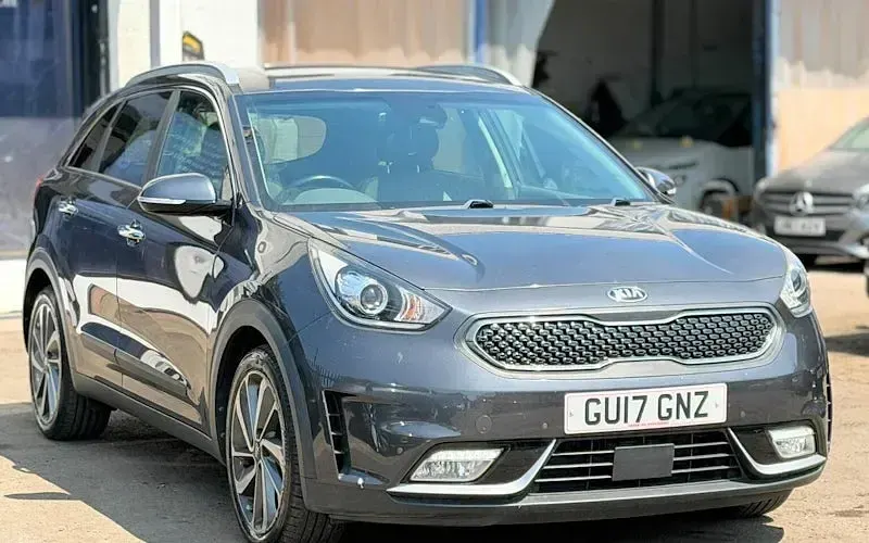 Used Kia Niro First Edition 141 HP (103 kW) 2017 SUV