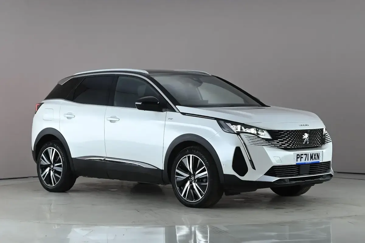 Used Peugeot 3008 Premium 131 HP (96 kW) 2022 Estate