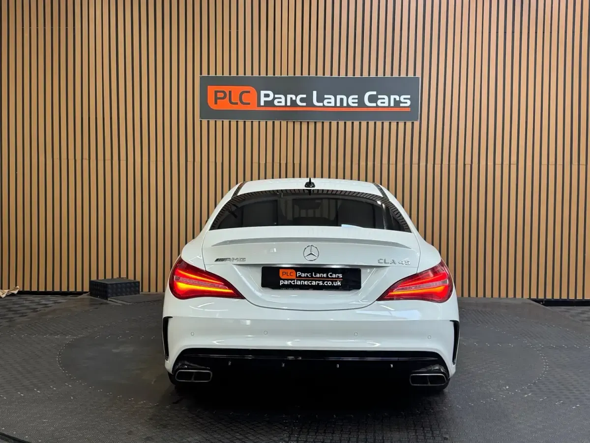 Usado Mercedes CLA45 AMG AMG 2018 Branco Sedan