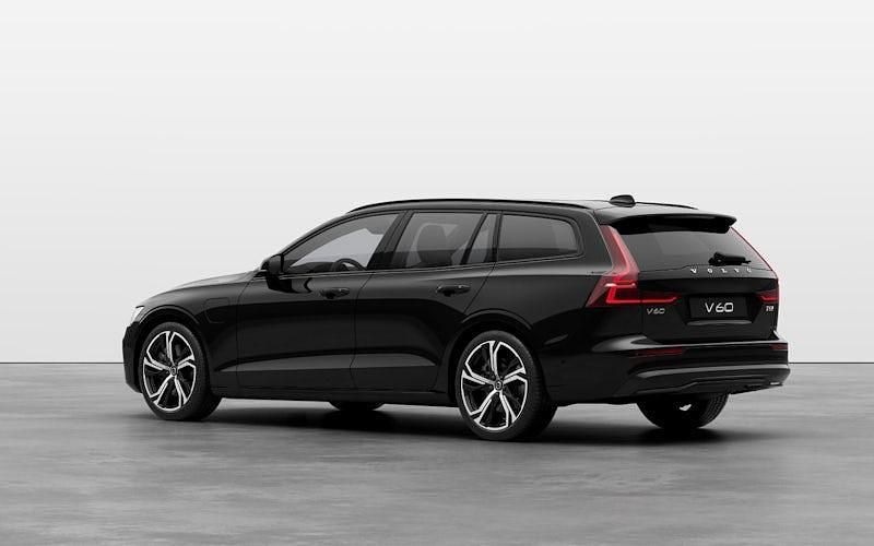 New Volvo V60 Ultra 334 HP (245 kW) 2026 Aurora silver Estate
