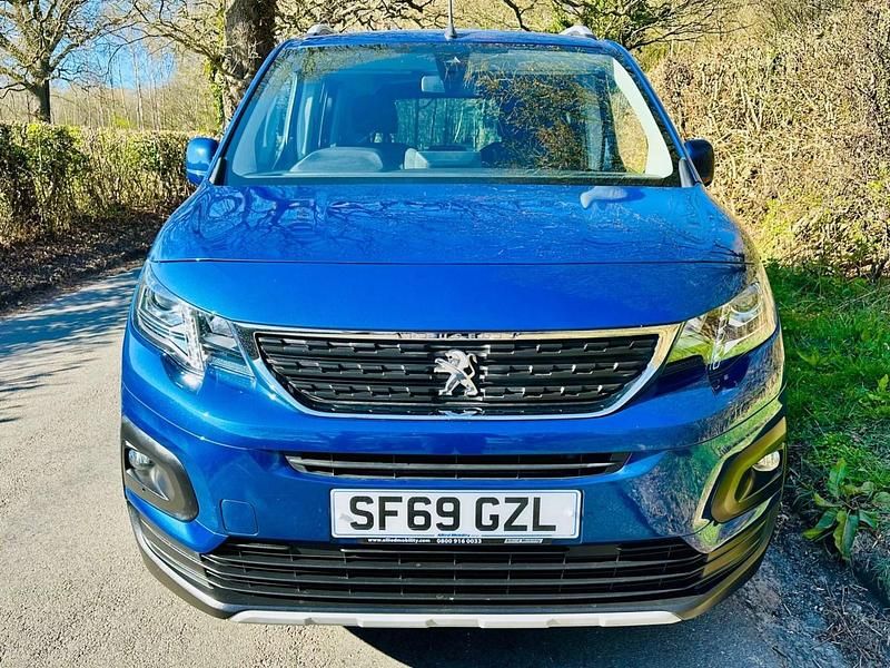 Used Peugeot Rifter Allure 2019 Blue MPV