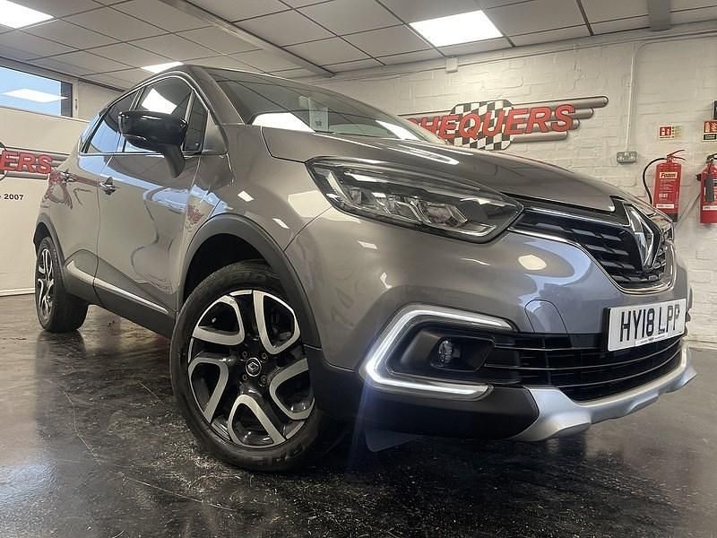 Grey Used 2018 Renault Captur Dynamique SUV | £8,300 (Fair price) - Image 1/4