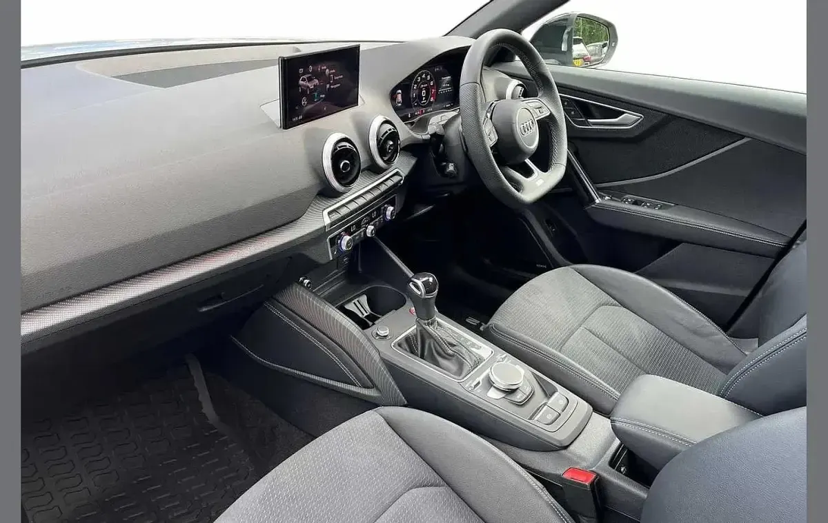 Used Audi SQ2 Black Edition 300 HP (220 kW) 2024 Grey SUV
