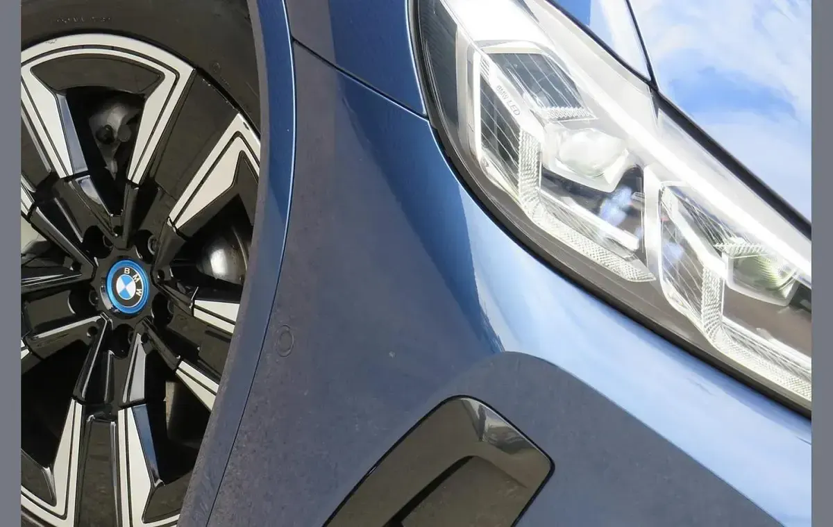 Used BMW iX3 M Sport 206 kW (281 HP) 2021 Blue SUV
