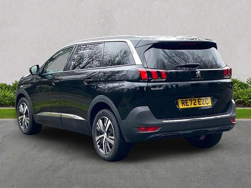 Used Peugeot 5008 Allure+ 130 HP (95 kW) 2022 Black SUV