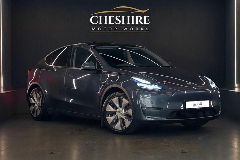Grey Used 2022 Tesla Model Y Long Range SUV | £25,990 (Fair price) - Image 1/4