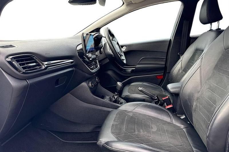 Used Ford Fiesta Titanium X 125 HP (91 kW) 2023 White Hatchback