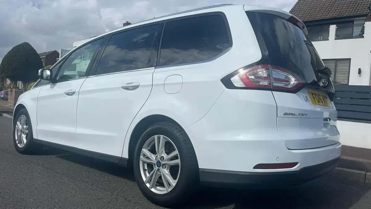 Used Ford Galaxy Titanium 2016 White MPV