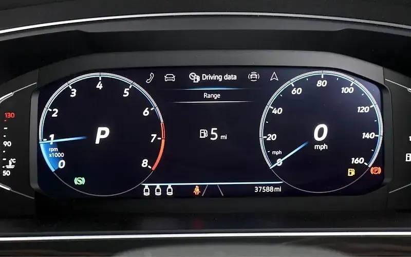 Used VW Tiguan R-line 150 HP (110 kW) 2021 Blue SUV