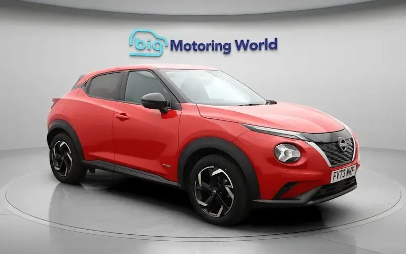 Usado Nissan Juke N-Connecta 143 HP (105 kW) 2023 Vermelho SUV