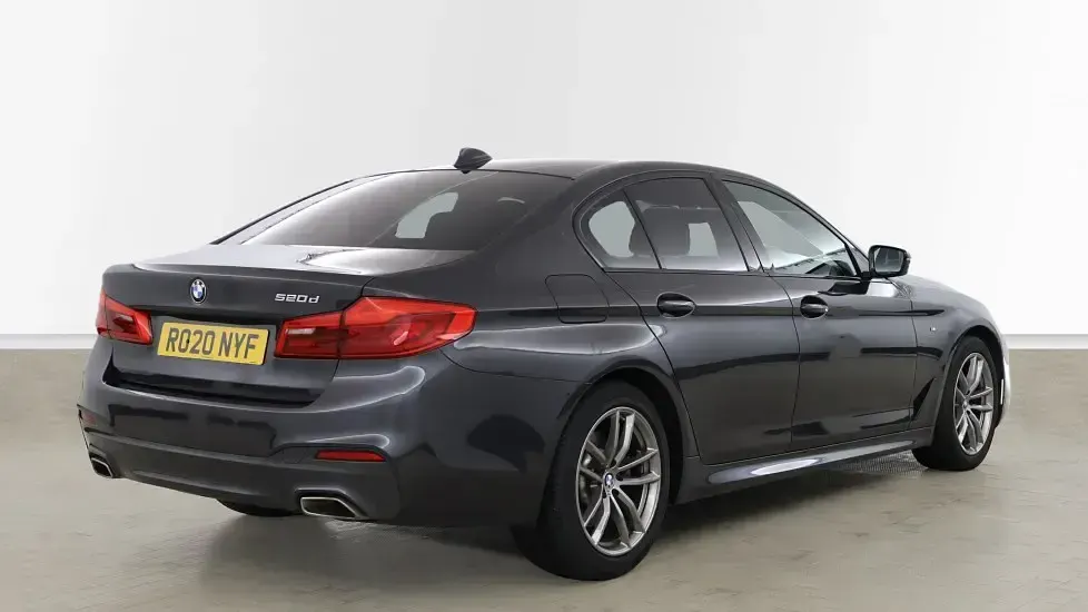 Usado BMW 520 M Sport 187 CV (137 kW) 2020 Gris