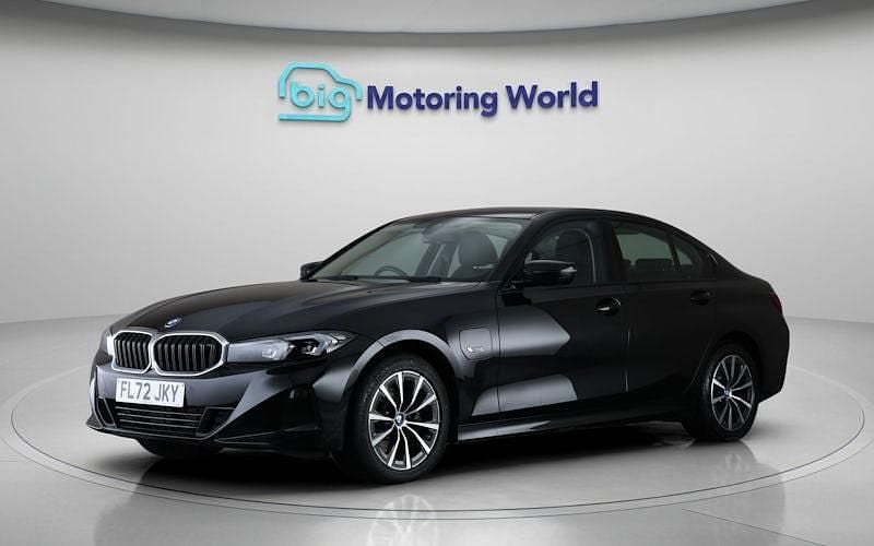 Used BMW 330e Sport Line 292 HP (214 kW) 2024 Sedan