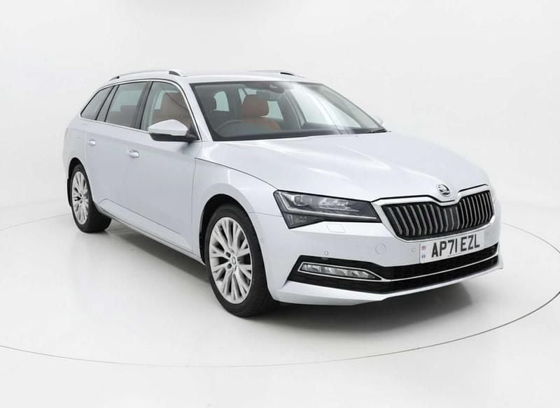 Used Skoda Superb 150 HP (110 kW) 2022 Silver Estate