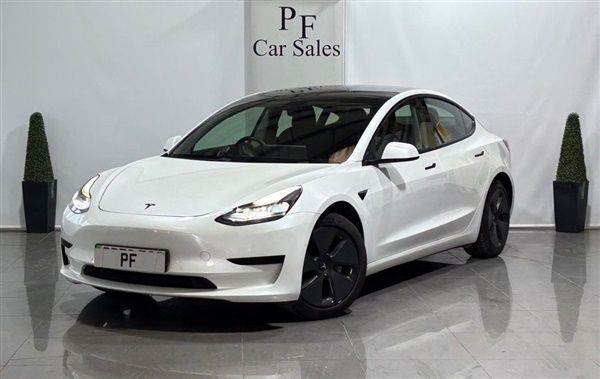 White Used 2021 Tesla Model 3 Standard Range Plus Sedan | £16,500 (Good price) - Image 1/1