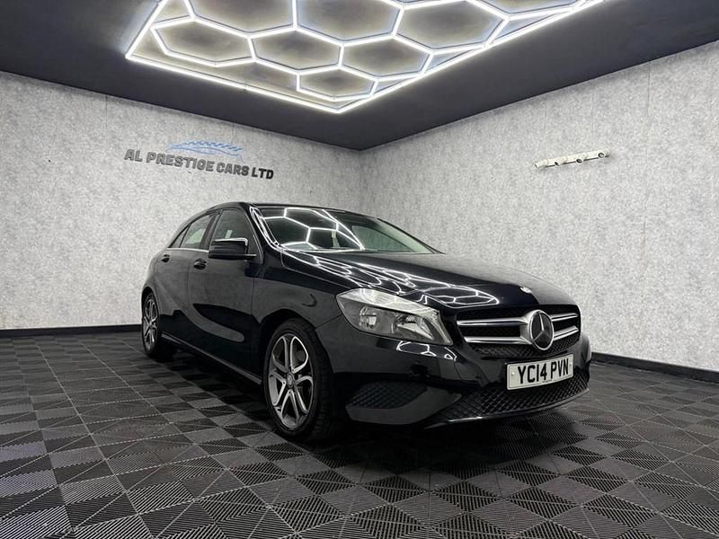 Used Mercedes A200 136 HP (100 kW) 2014 Black Hatchback