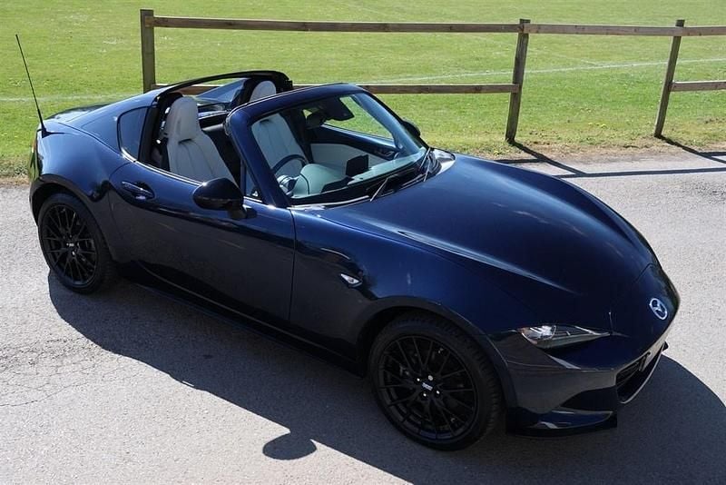 Begagnad Mazda MX5 Inclusive 184 HK (135 kW) 2022 Blå Cab