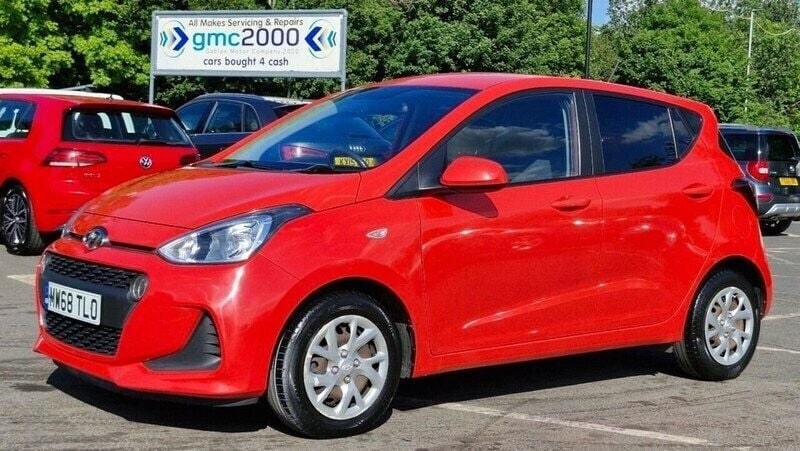 Red Used 2019 Hyundai i10 SE Hatchback | £6,995 (Good price) - Image 1/4