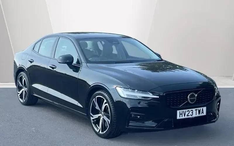Used Volvo S60 Plus 250 HP (183 kW) 2022 Sedan