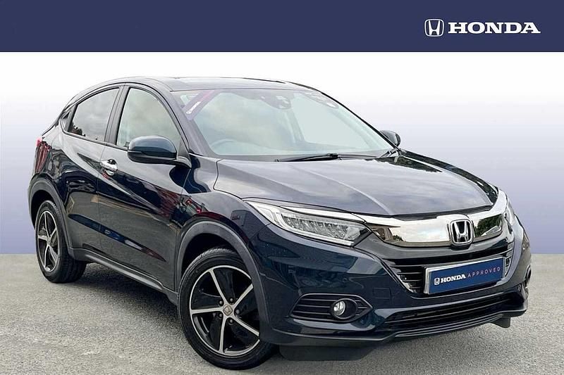 Midnight blue Used 2020 Honda HR-V SE SUV | £16,652 (Fair price) - Image 1/4