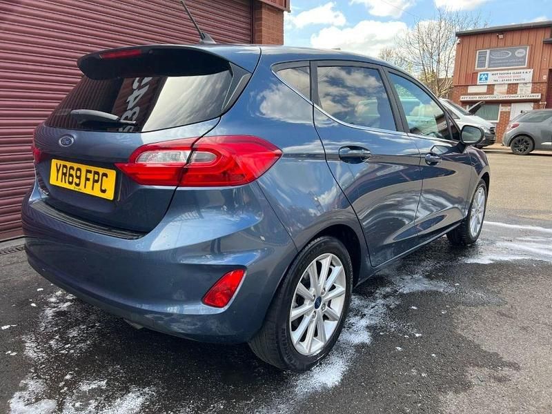 Used Ford Fiesta Titanium 125 HP (91 kW) 2019 Blue Hatchback