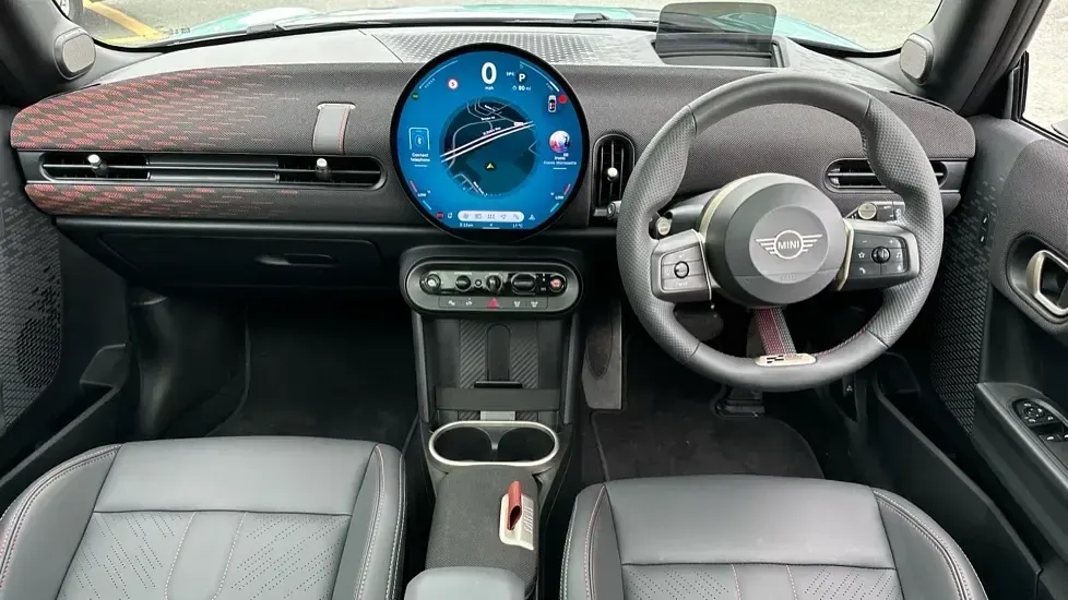 Used Mini Cooper Hatch 113 kW (154 HP) 2025 Green Hatchback