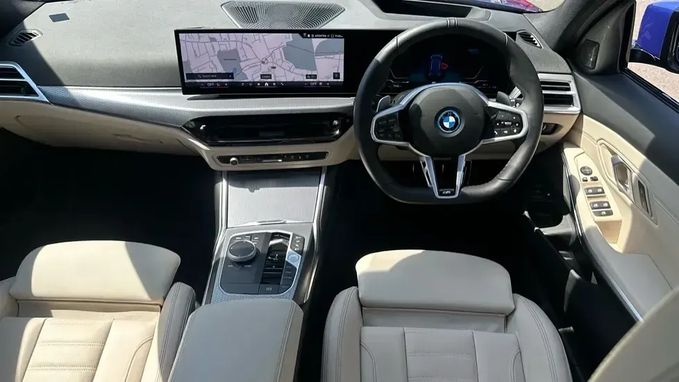 Used BMW 330 M Sport 288 HP (211 kW) 2025 Blue Estate