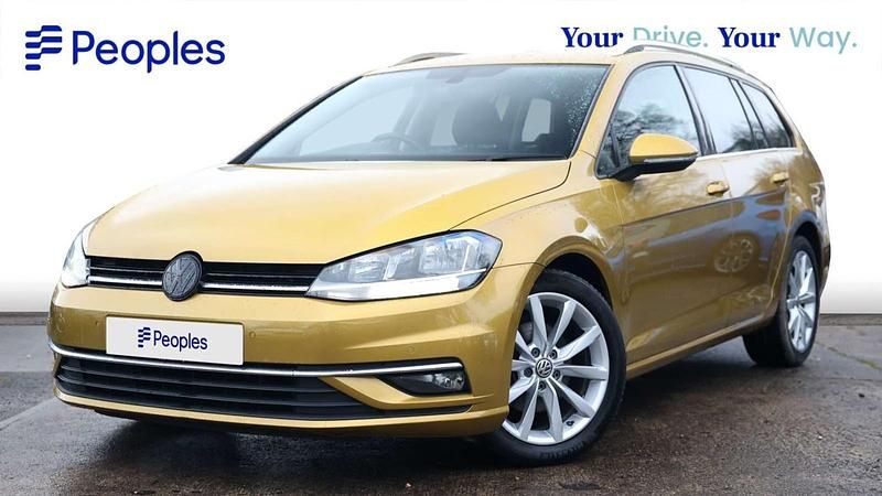 Used VW Golf VII GT 115 HP (84 kW) 2018 Yellow Estate