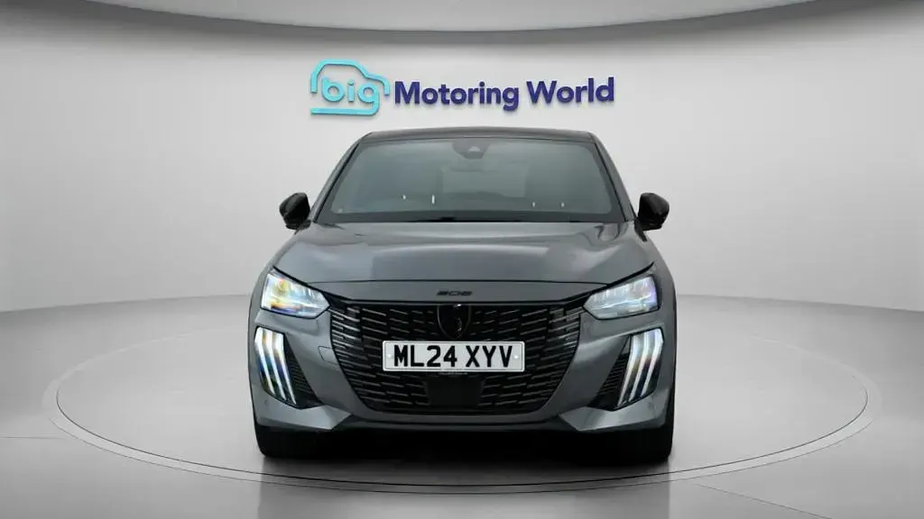 Used Peugeot 208 GT 100 HP (73 kW) 2024 Grey Hatchback