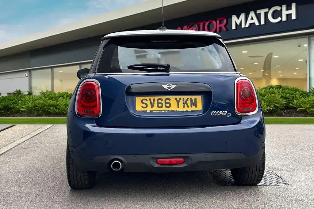 Used Mini Cooper D Hatch 2016 Blue Hatchback