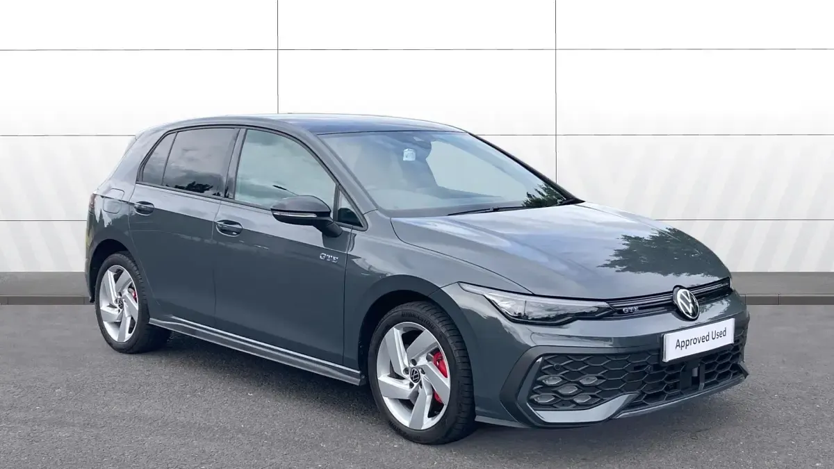 Used VW Golf VIII GTE 272 HP (200 kW) 2025 Hatchback