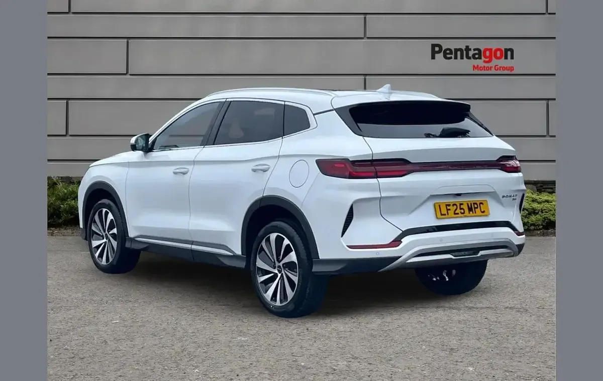 Used BYD Seal U Comfort 218 HP (160 kW) 2025 White SUV