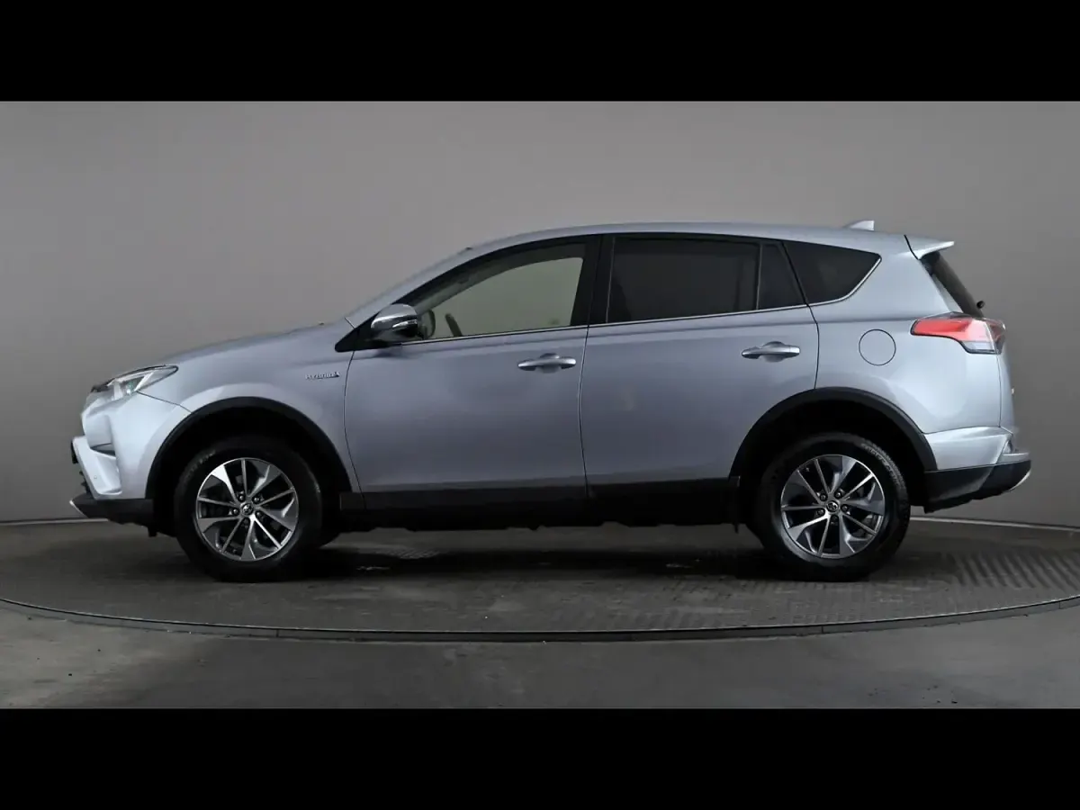 Used Toyota RAV4 Hybrid 2018 Silver SUV