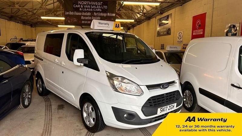 Used Ford Transit Custom Limited 130 HP (95 kW) 2017 White Van