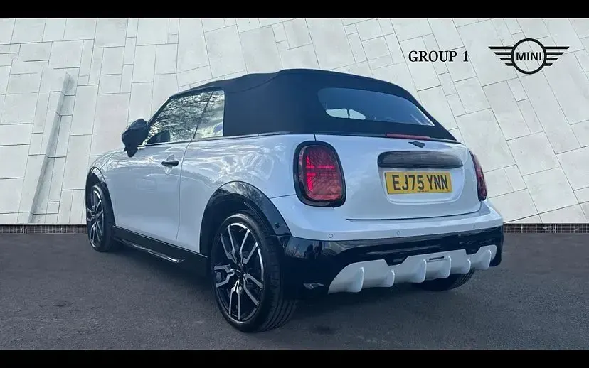 Used Mini Cooper Cabriolet Sport 161 HP (118 kW) 2025 Nanuq white Cabriolet
