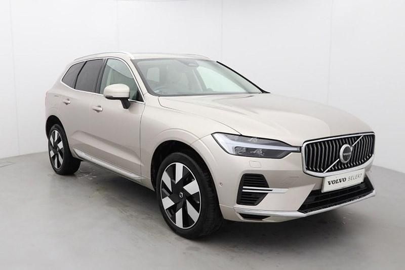 Used Volvo XC60 Ultimate 455 HP (334 kW) 2023 Gold SUV