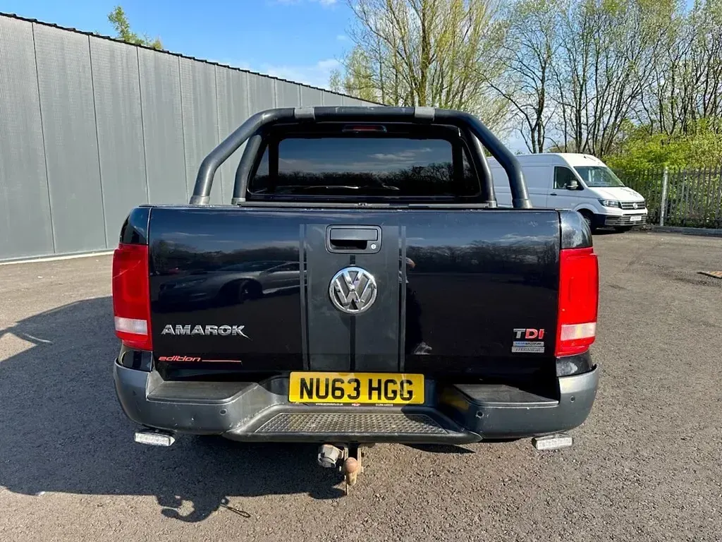 Used VW Amarok Edition 180 HP (132 kW) 2013 Black Pickup