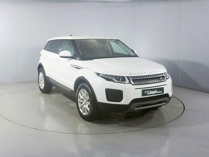 Used Land Rover Range Rover evoque SE 2017 White Estate