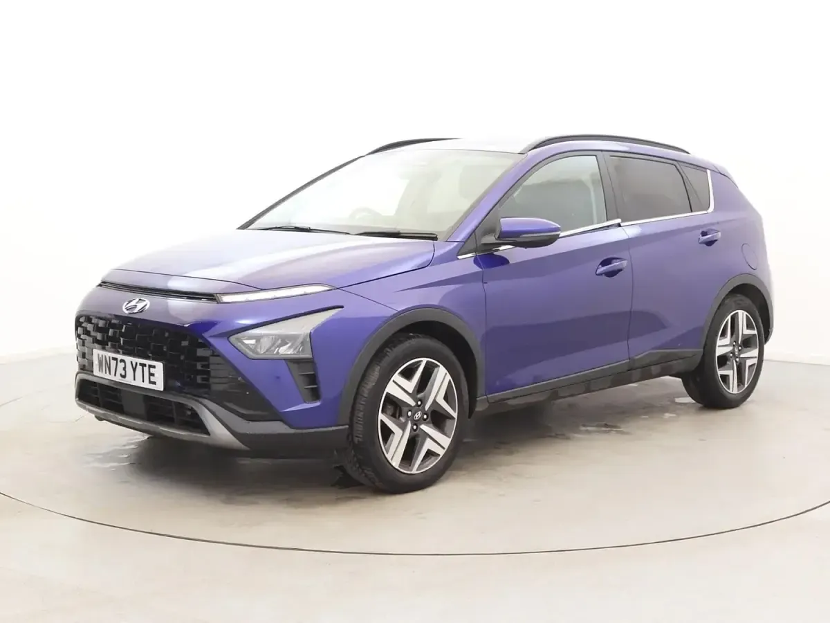 Usado Hyundai Bayon Premium 100 HP (73 kW) 2023 Azul SUV