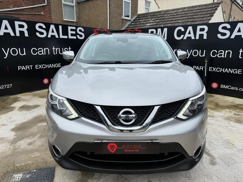 Used Nissan Qashqai Acenta Premium 2014 Silver SUV