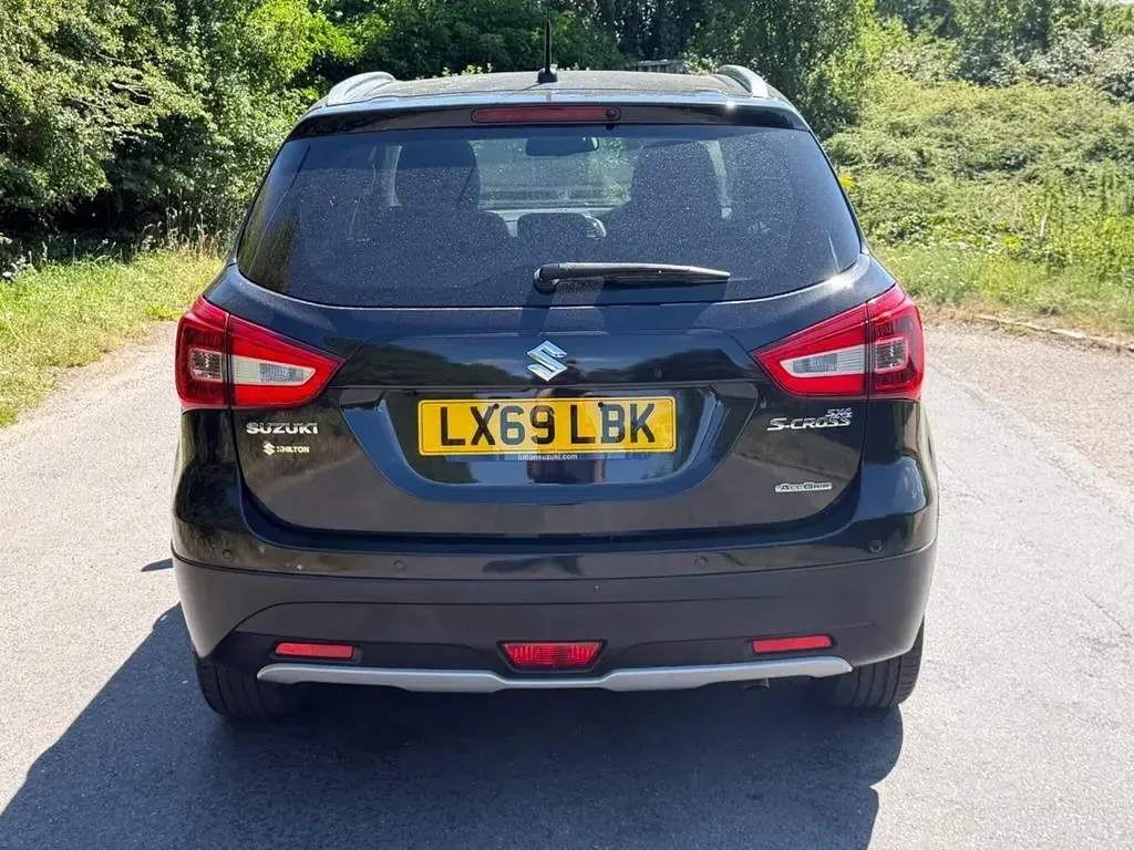 Used Suzuki SX4 S-Cross SZ5 140 HP (102 kW) 2019 Black SUV