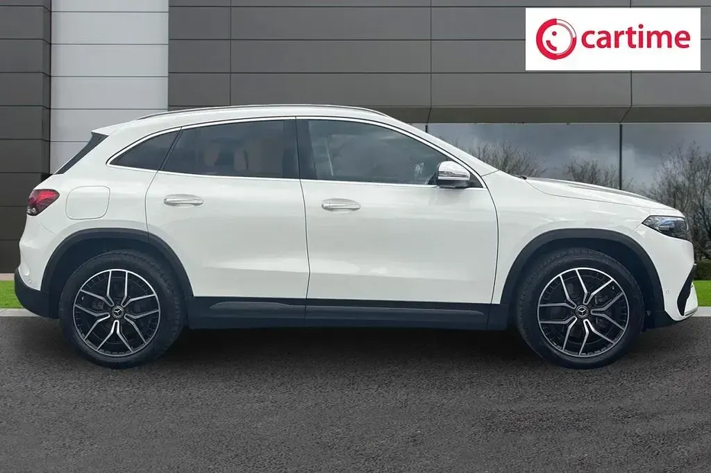 Used Mercedes EQA250+ AMG Line Premium 139 kW (190 HP) 2023 White SUV